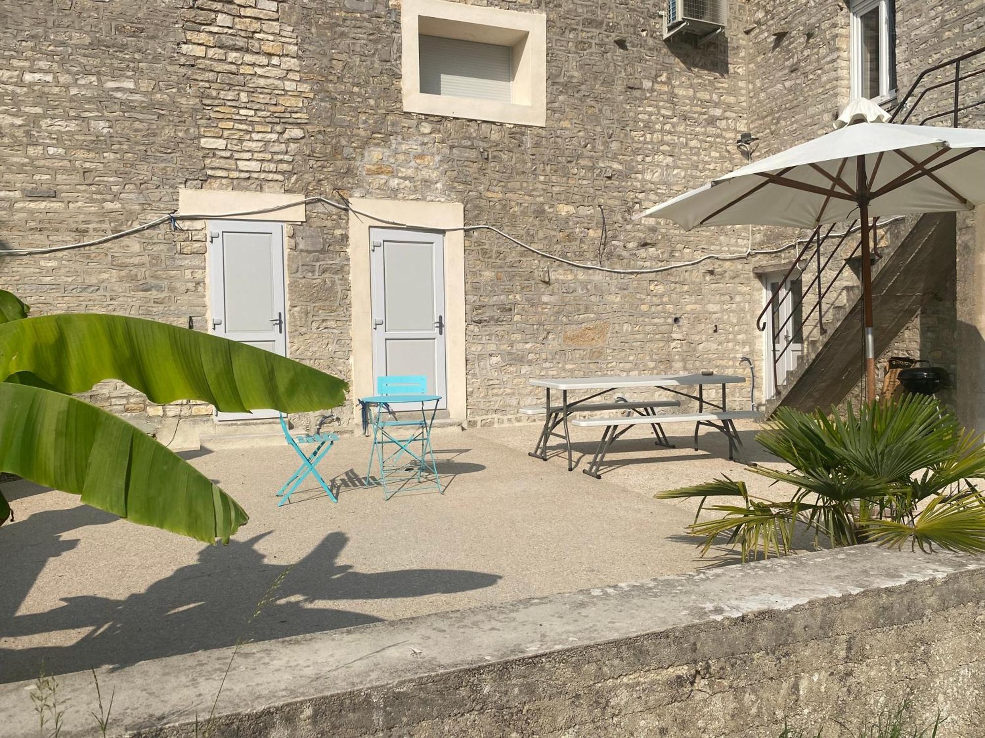 Landreville Studio Chez Mongery מראה חיצוני תמונה
